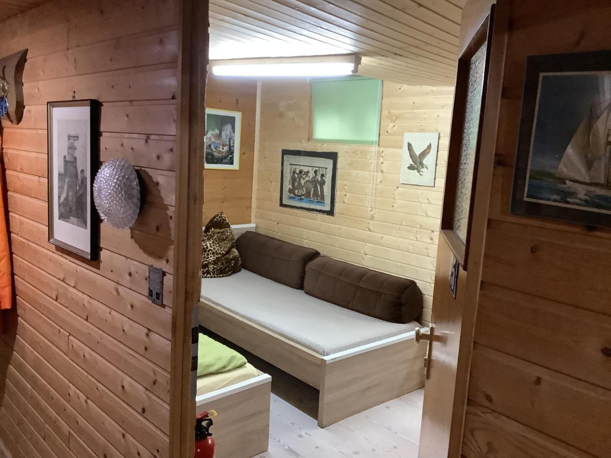 Gemuetliches Zimmer Im Seterant/Untergeschoss Ессен Екстер'єр фото
